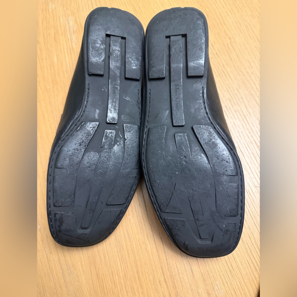 SALVATORE FERRAGAMO Black Leather Driving Mocs Size 9 D - Picture 9 of 16